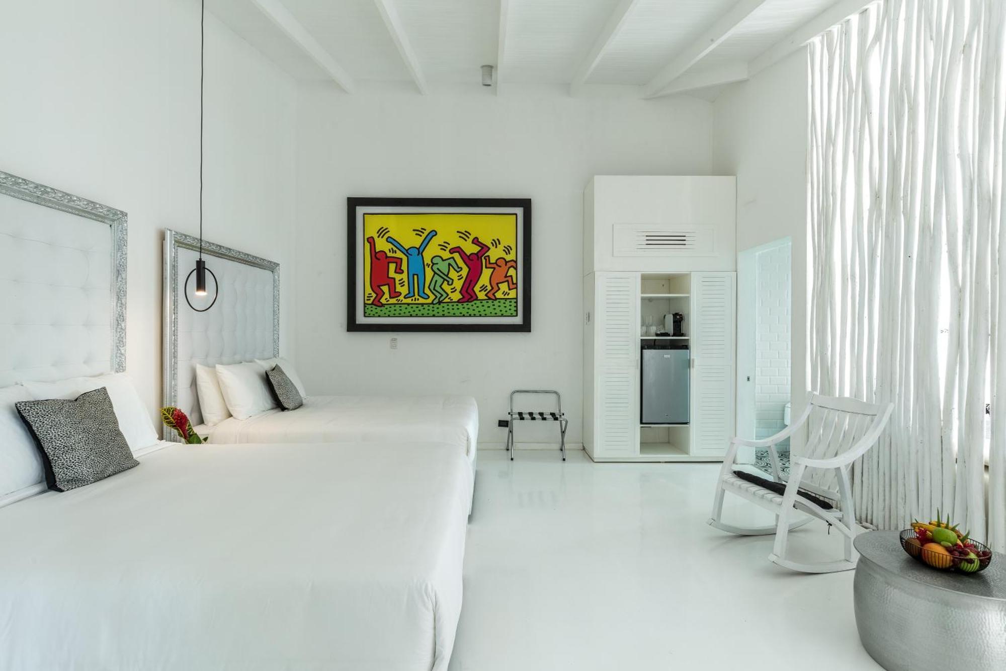 Gigi Brown Beachfront Santa Teresa Malpais Room photo